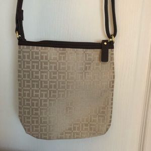 Tommy Hilfiger Bags - Tommy Hilfiger purse BRAND NEW Tommy Hilfiger Bags - Tommy Hilfiger purse BRAND NEW